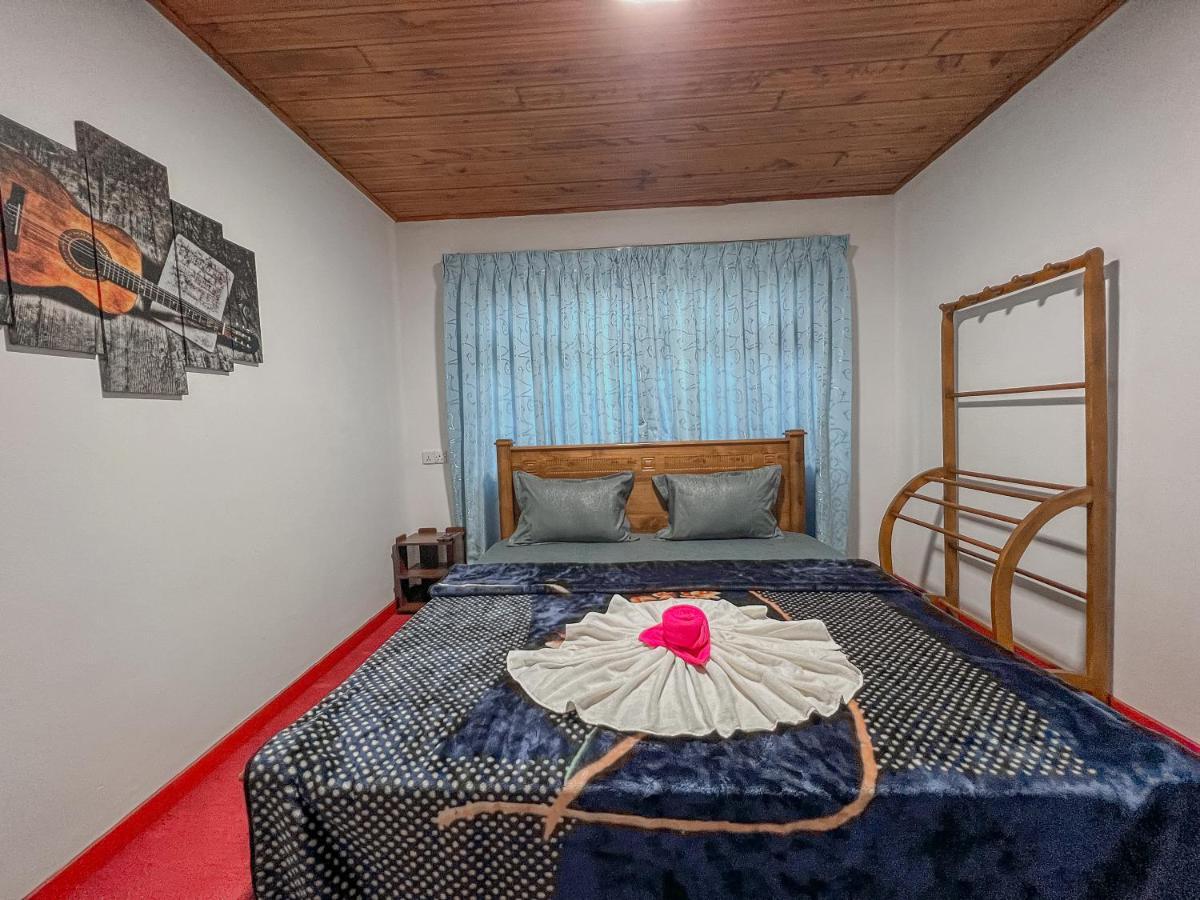 Royal Guest Hotel Inn Nuwara Eliya Bagian luar foto