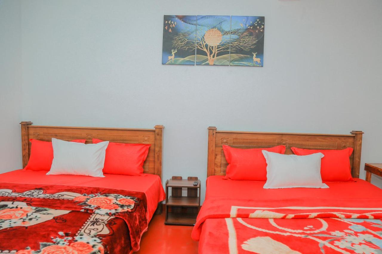 Royal Guest Hotel Inn Nuwara Eliya Bagian luar foto