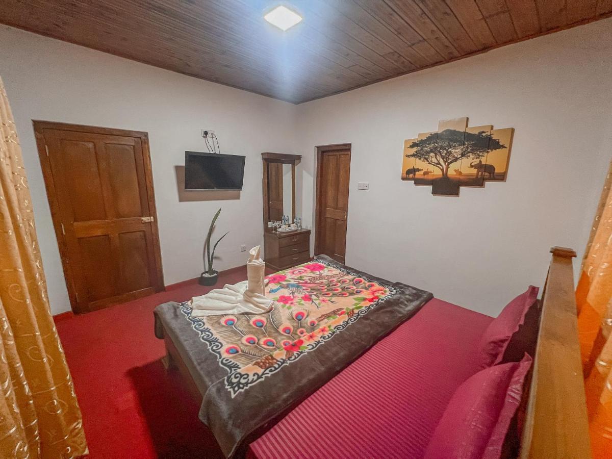 Royal Guest Hotel Inn Nuwara Eliya Bagian luar foto